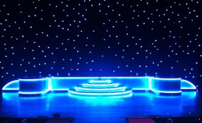 Divas Las Vegas - Set Piece - Riser